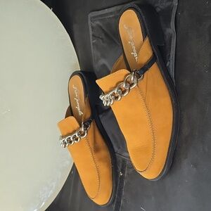 Free People Vida Camel Leather Exterior Mules Silver Chain Toe-Box Lady 40 Nwob